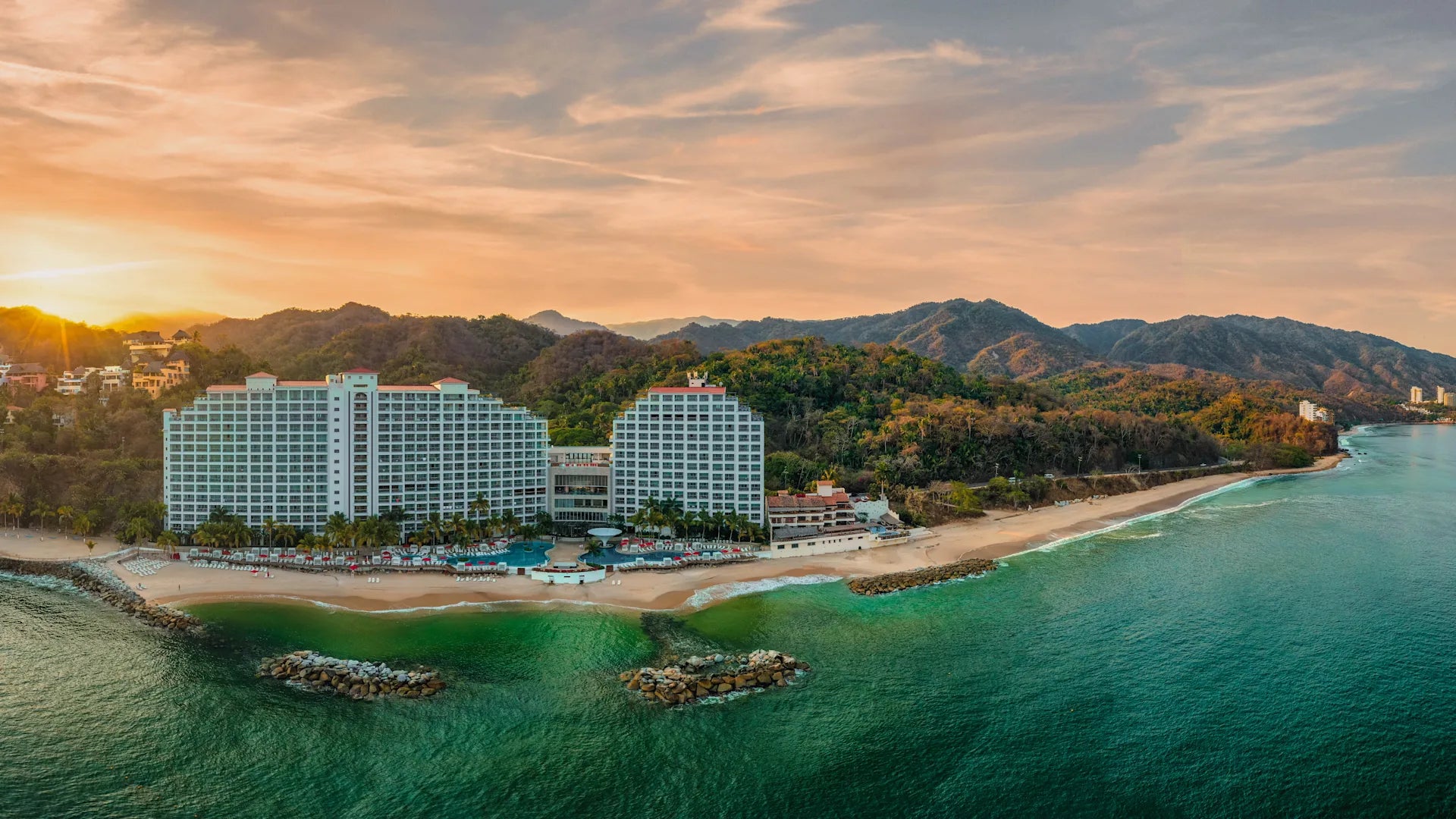 Best Family Resorts in Puerto Vallarta and the Easiest Transportation for Kids