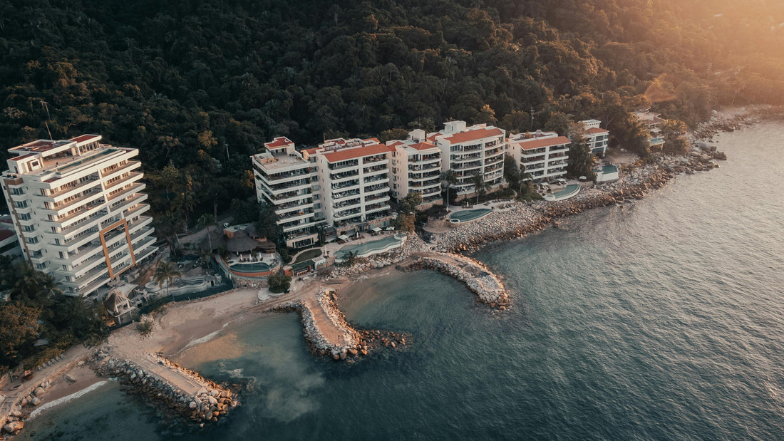 Luxury Travelers: Private Airport Transfers to Resorts & Villas in Puerto Vallarta