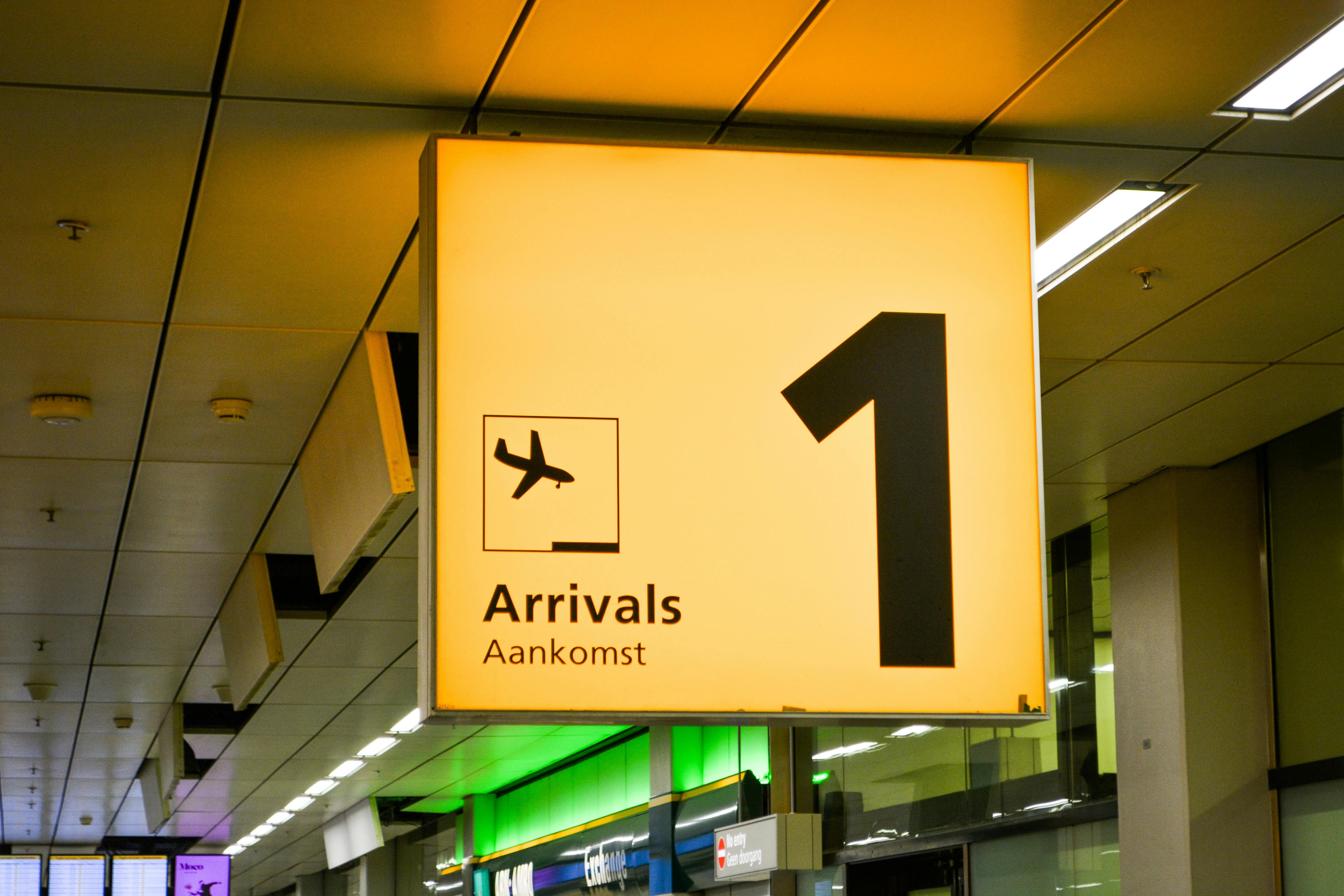 Should You Book Airport Transportation Before Arriving to Puerto Vallarta? (And Why Smart Travelers Always Do)