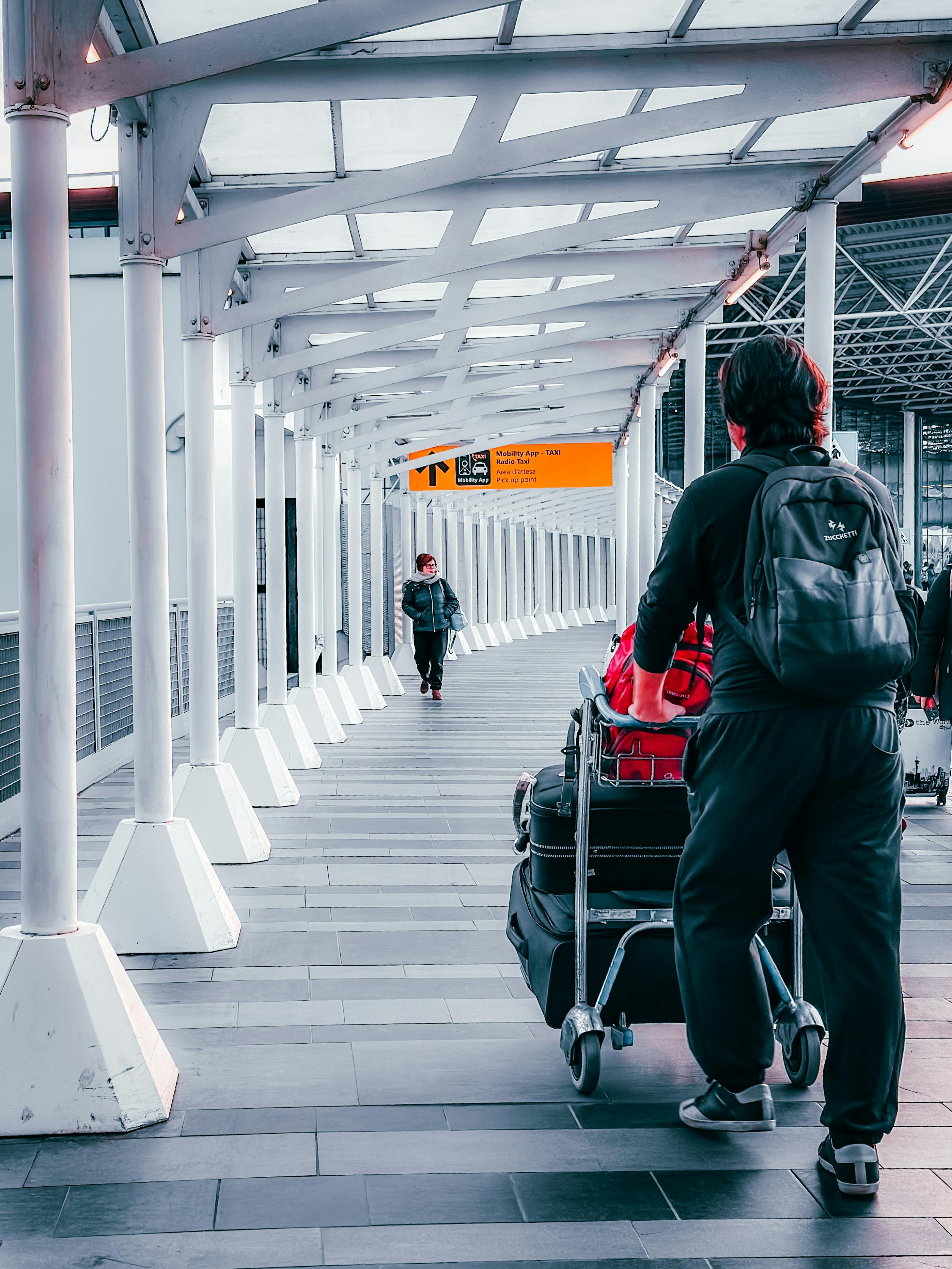 Are There Shuttle Services at Puerto Vallarta Airport?